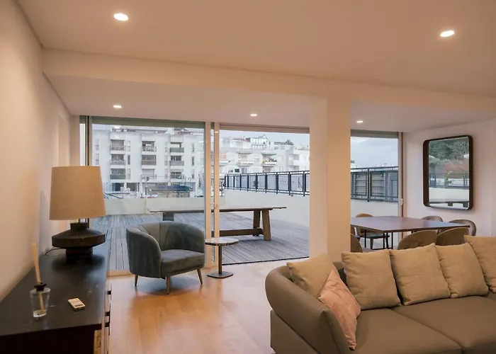 Master Deco Gem In Cascais