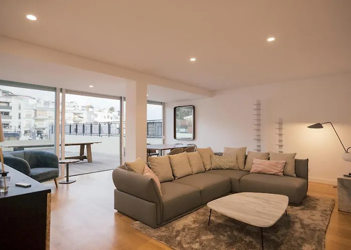 Master Deco Gem In Cascais